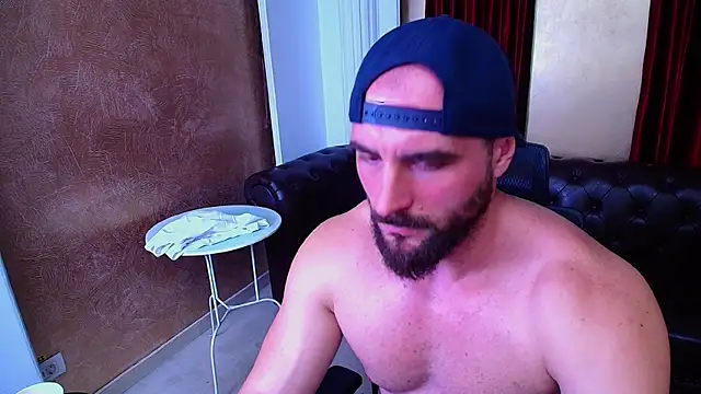 AdamJamesonn webcam