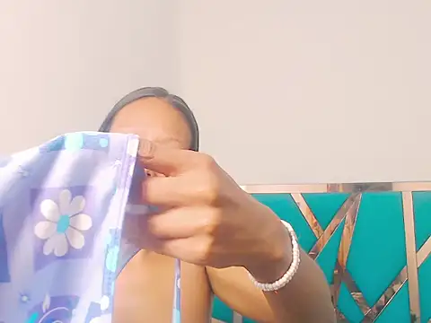 monserrath_bitch_naughty webcam