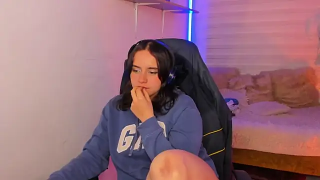 Emily_Lindey webcam