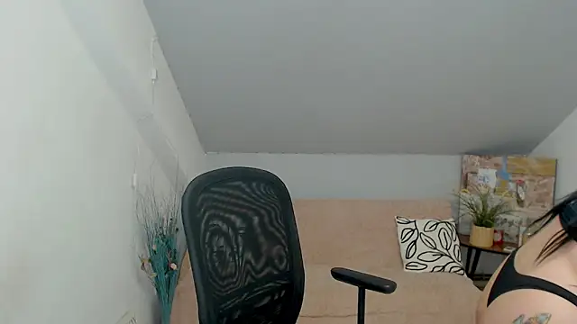 BrendaSkye webcam