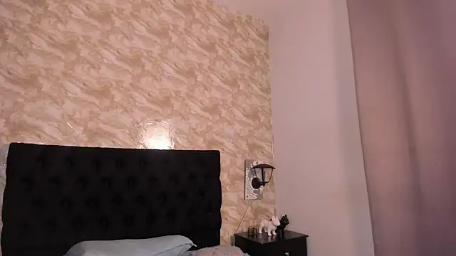 Lucio__Fox webcam