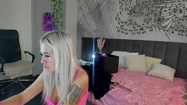 Kira_Key