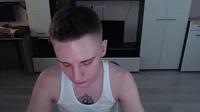 angryzan webcam