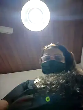 FemMom webcam