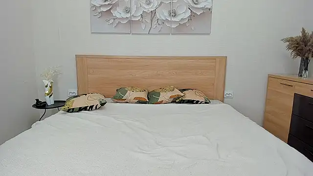 red_mok (Ask my age) - suck dildo