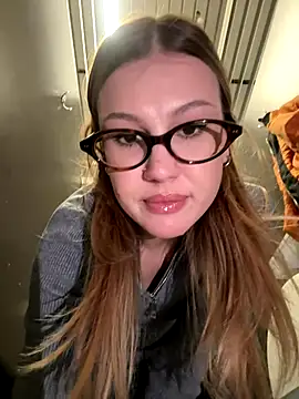 RinaCat from StripChat is Freechat