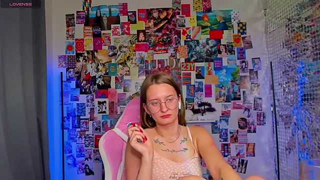 Maryyy_May webcam