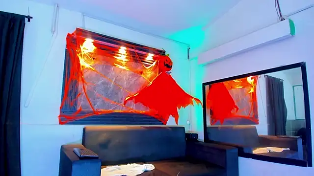 Dreams_Goldens webcam
