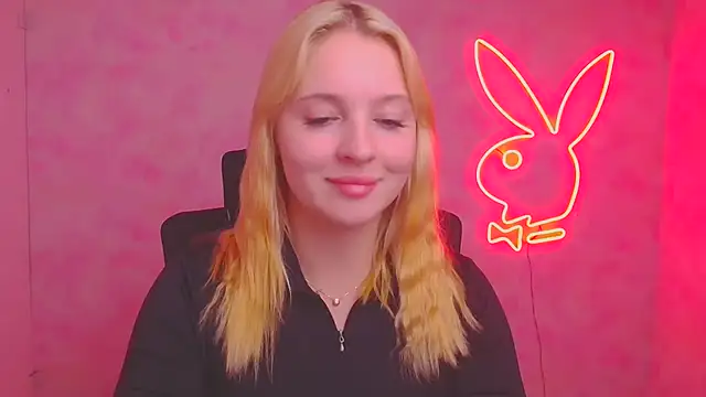 Milka_kiss_ webcam