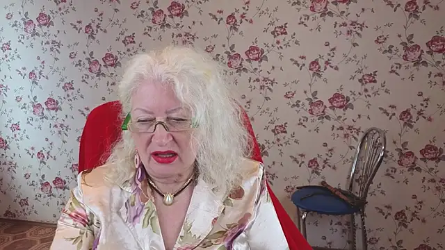 Maya_Mayflower webcam