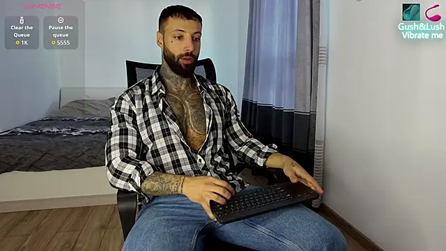 MasculineGuy99 webcam