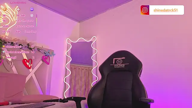 Shinedark_tay1 webcam