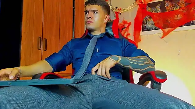 ALPHA_DOMINUS_ webcam