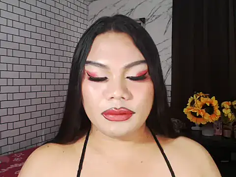 TSbrianaHugeCock webcam
