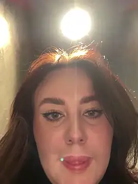 KiraSunshine webcam