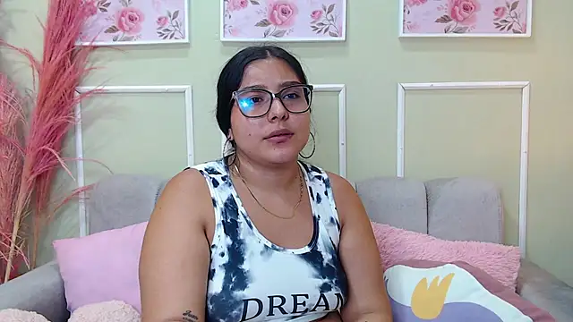 curvydelicios_zoe webcam