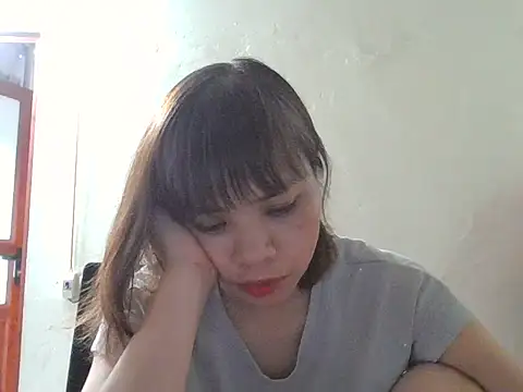 Angela-Eira webcam