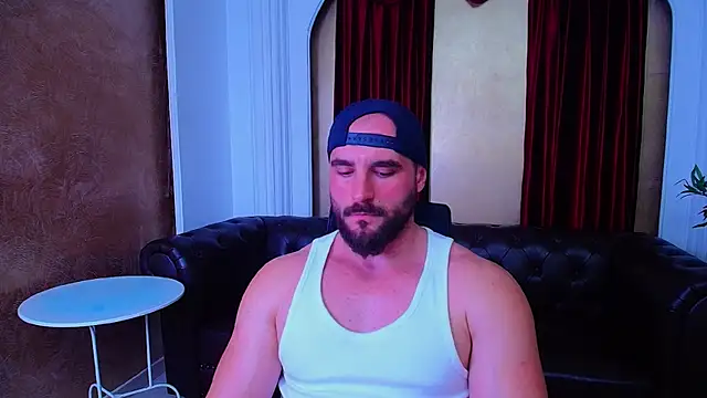 AdamJamesonn webcam