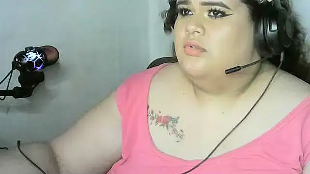 GeovanaLiveHot webcam
