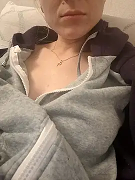 JuliBant666 webcam