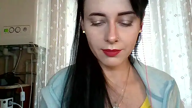LuminousLady webcam