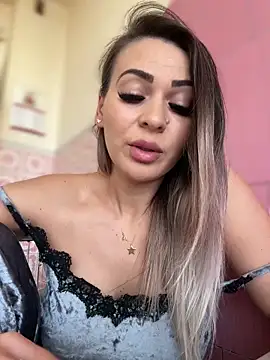 iSelena webcam