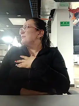 Monserratizzy webcam