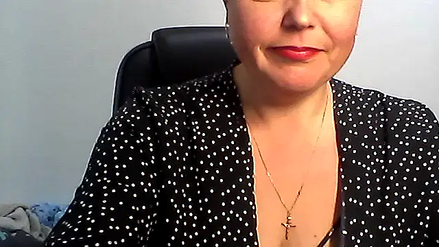 EllaLove2277 webcam