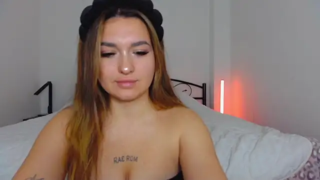 YourEmily_xx webcam