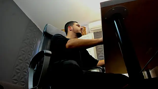 JoshKnights webcam