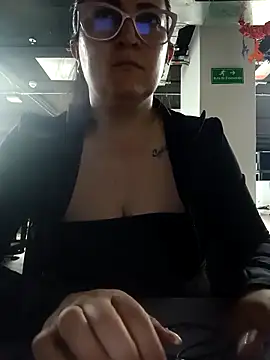 Monserratizzy webcam