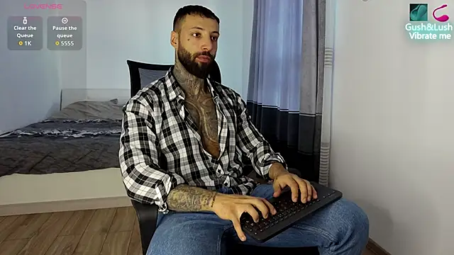 MasculineGuy99 webcam