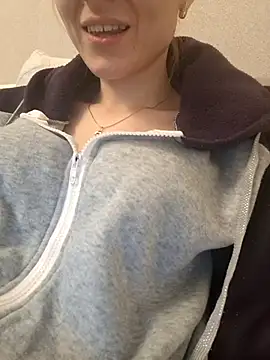 JuliBant666 webcam