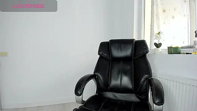 DiamondKay webcam