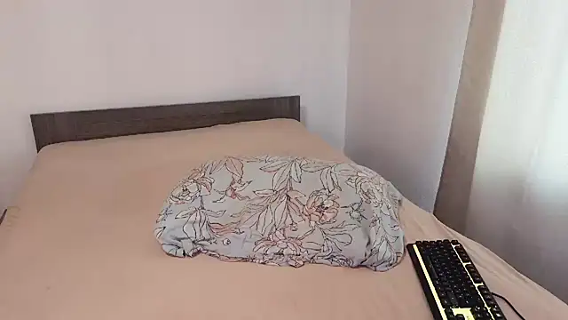 rosebelle11111 webcam
