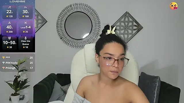 Ayshel_cooperr webcam