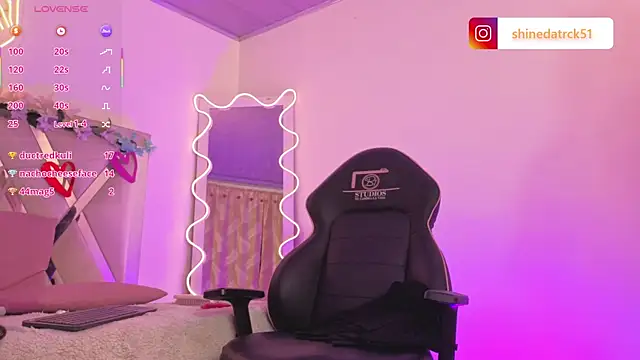 Shinedark_tay1 webcam