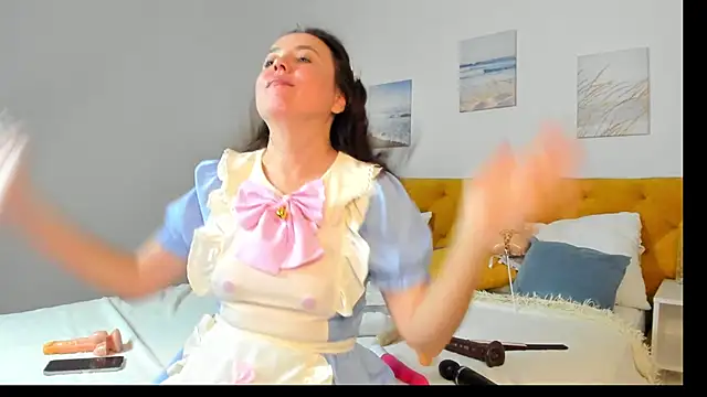 Kira_Adler webcam