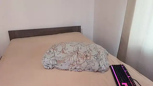 rosebelle11111 webcam