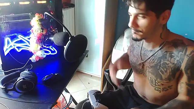 Badboyi1997 webcam