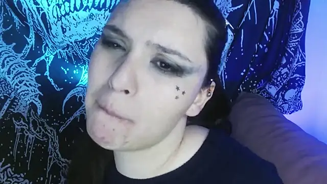 mikaskullcs