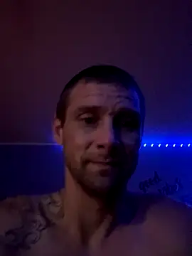 Stillhard8925 webcam