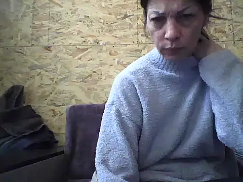 Milana38 webcam