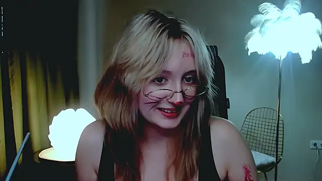 ScarlettScril webcam