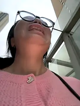 chick-888 webcam