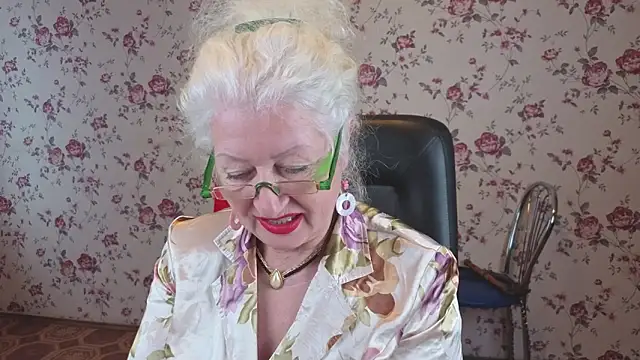 Maya_Mayflower webcam