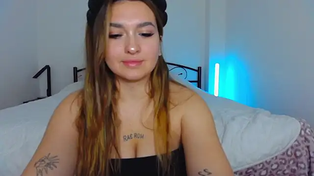 YourEmily_xx webcam