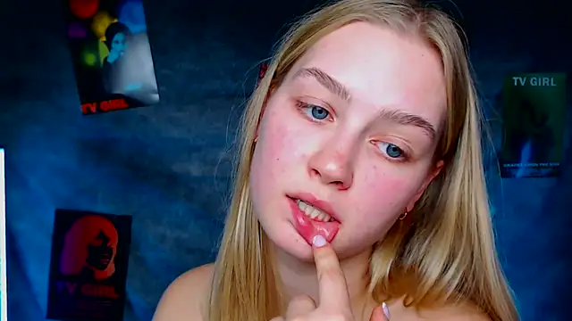 MademoiselleCl webcam