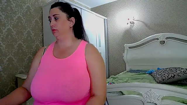 Evelyn_Shy webcam