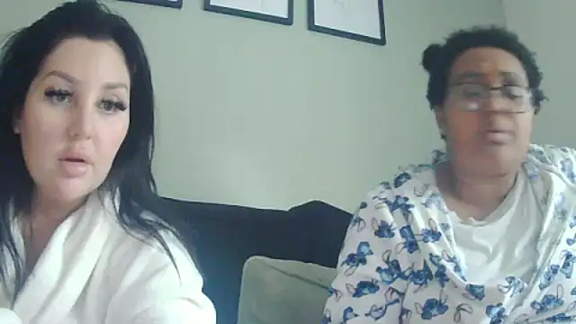 vanilla_chocolate23 - Vanilla_chocolate23's free webcam - UK Sex Cams